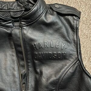 Hardly Davidson women vest new